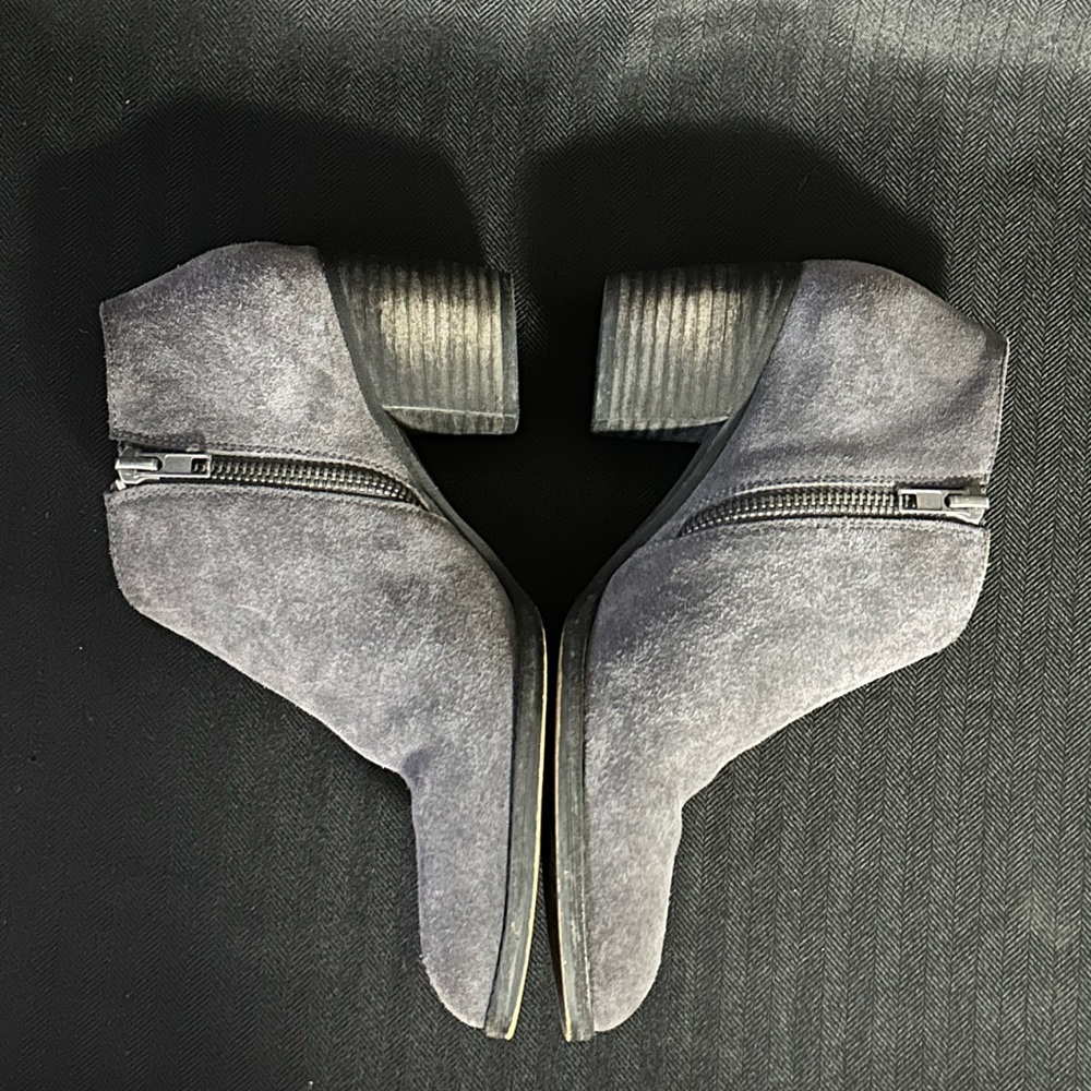 Anthro Silent D cut-out ankle boots in dark gray suede. - Picture 5 of 8